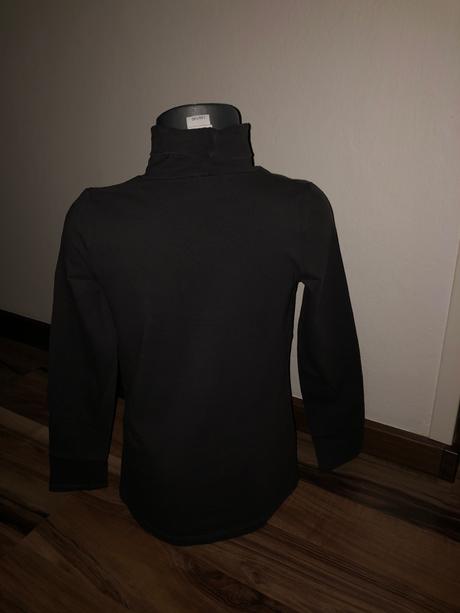 Málo nosený rolák 134/140, c&a,134