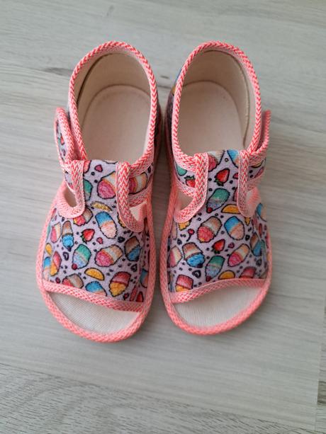 Manik papučky, manik,24