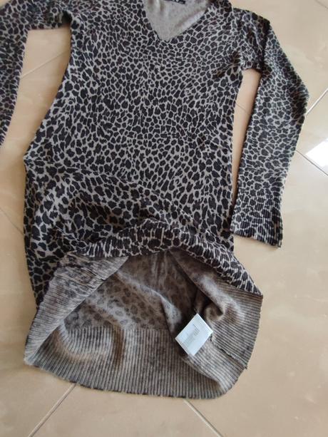 Dámske šaty zn.m&v, m