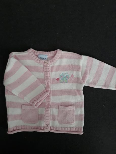 Prúžkovaný svetrík, richelieu,68