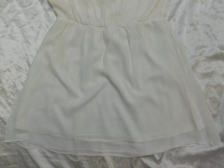 Second female pekne šaty, 40