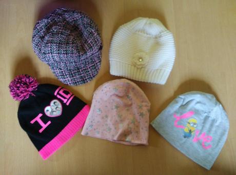 Dievčenské čiapky, 122–134