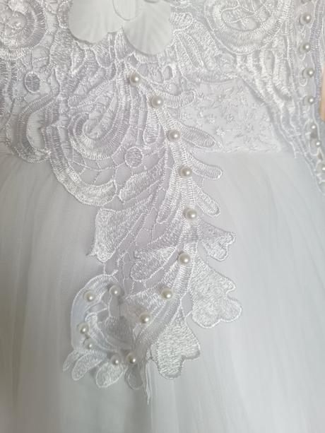 Dievčenské šaty, 128