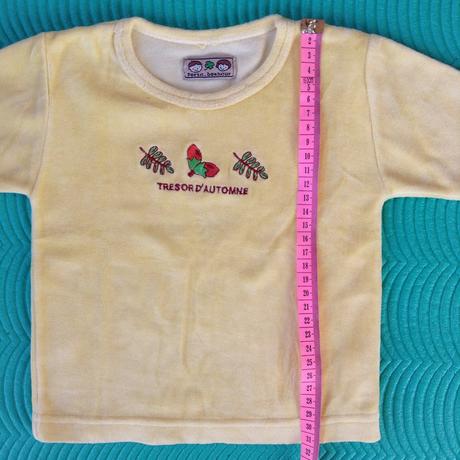 Teplejšie zamatové tričko, 86