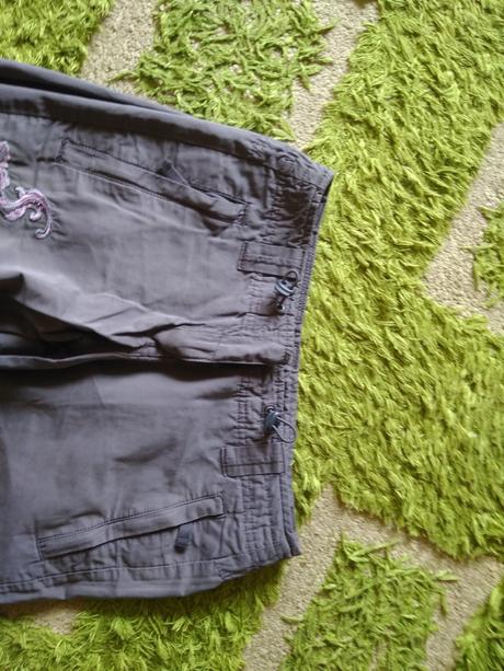 Zaujímavé tenké nohavice, river island,158