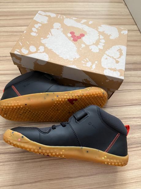 Vivo primus ludo hi obsidian, vivobarefoot,37