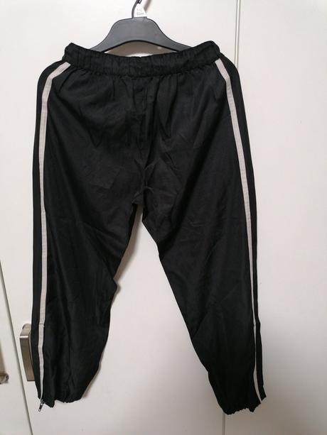 Športové nohavice, 128