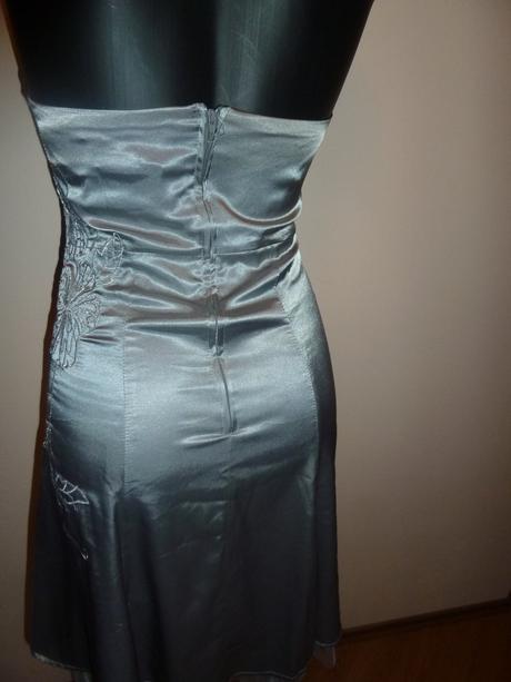 Nenosene saty zn.ax paris s vysackou s,m, s