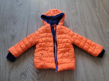 Neonova zimna bunda, 98