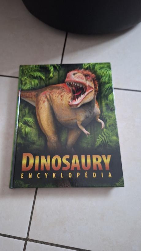 Dinosaury enciklopedia,