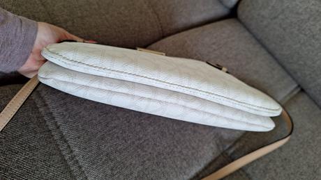 Kabelka 23.5cmx24cm, calvin klein