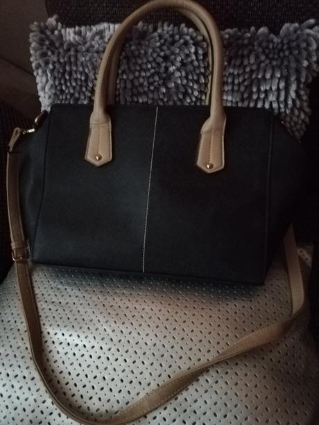 Kabelka zn. atmosphere, atmosphere