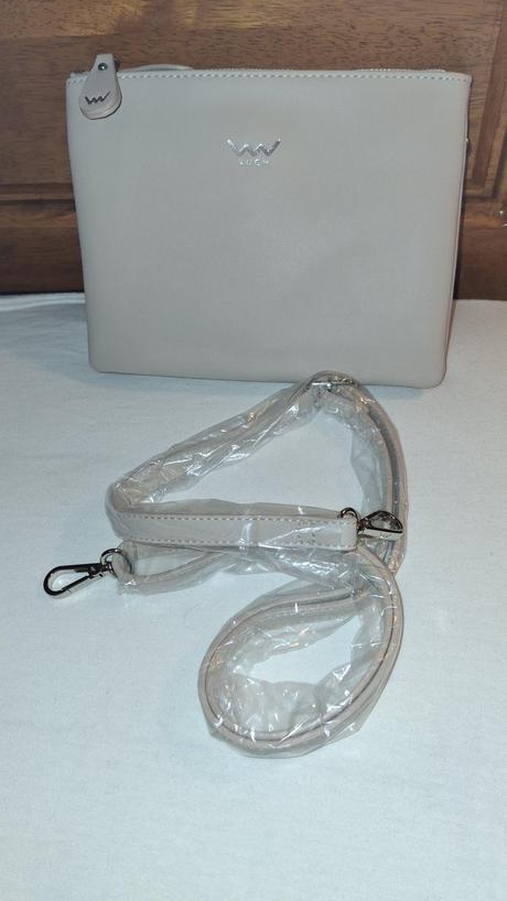 Bledoružová clutch kabelka vuch, 