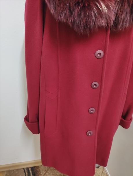 Krásny vlnený kabát golier pravá líška, 52