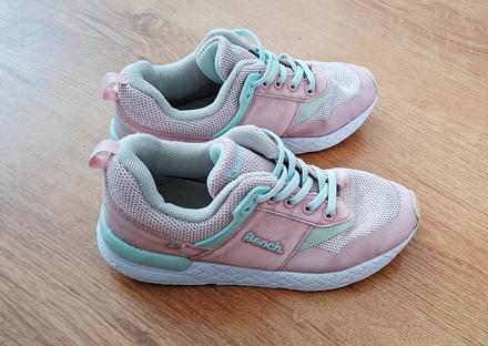 Bench tenisky 33, 33