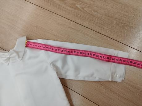 Nádherná košieľka, 68