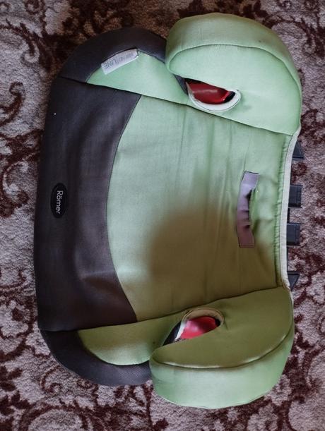 Autosedacka romer, römer