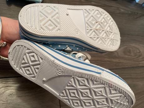 Trendy tenisky hello kitty, 31