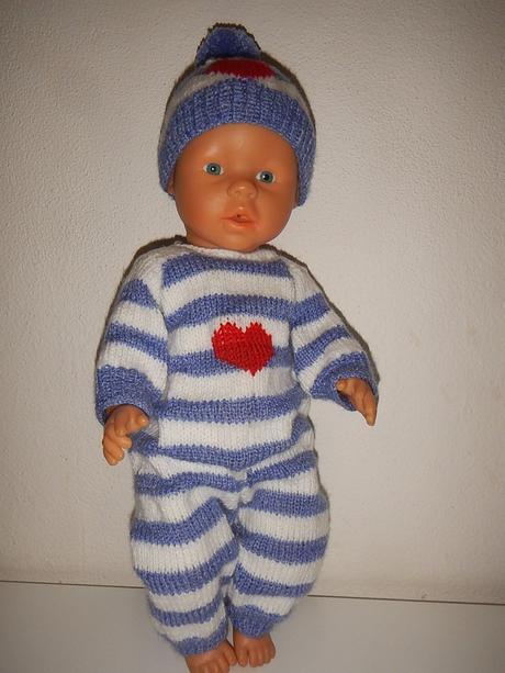 Oblečenie pre bábiku,