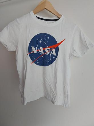 Tricko nasa, 134
