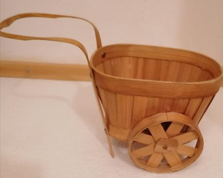 Prútený vozík,