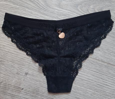 Nohavicky, reserved,s