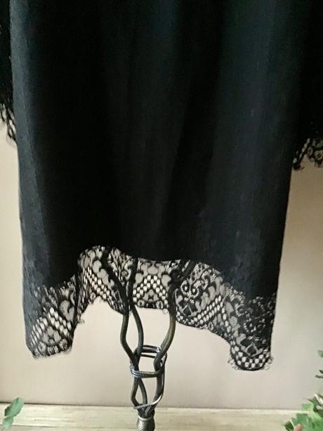 Krasna krajkova tunika, h&m,38