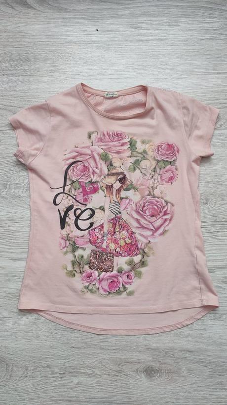 Ružové tricko, 146