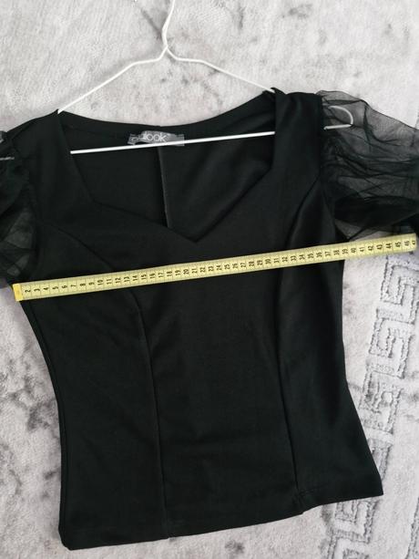 Top s priesvitnými rukávmi, s