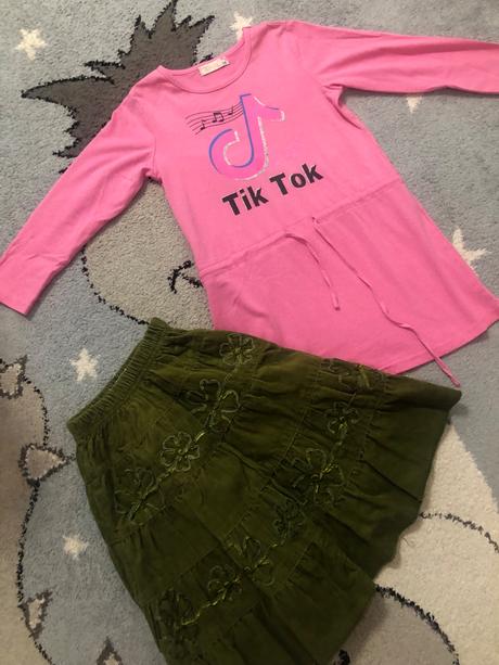 Menčestrová sukňa + tiktok šaty zadarmo, 116