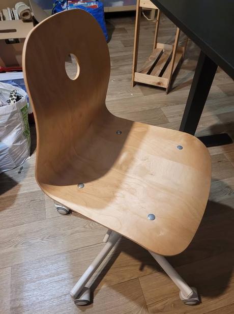 Stolička otočná vagsberg ikea, 