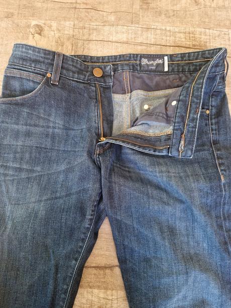 Panske rifle  wrangler 32 34, wrangler,32