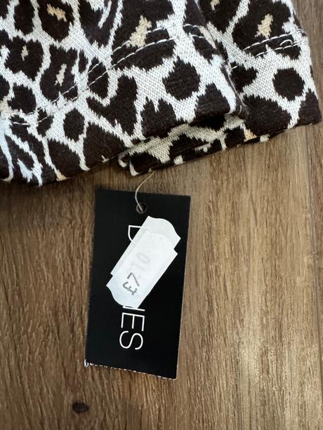 Dievcenske saty, 6-7 rokov, s doporucenou postou, 116