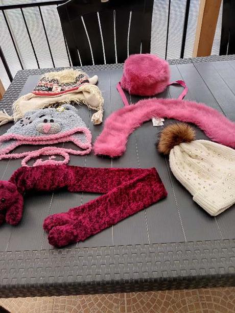 Pančucháče a čiapky, 86–98