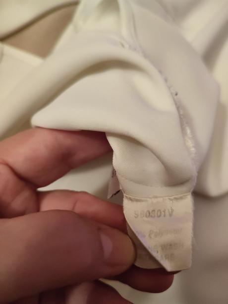 Kvalitná blúzka, 46