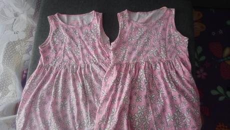 2x šaty, 110