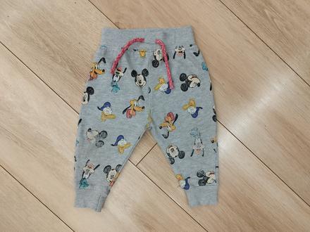 Tepláčiky, primark,74