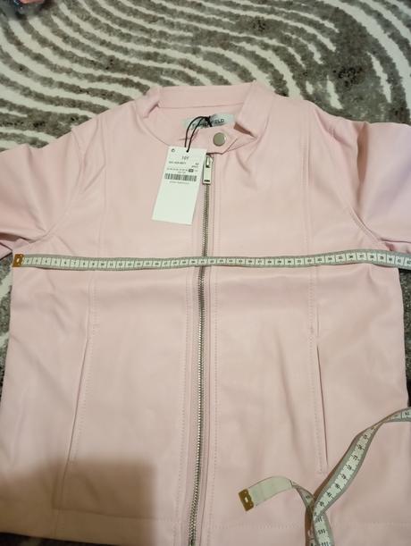 Koženka 140, gate,140