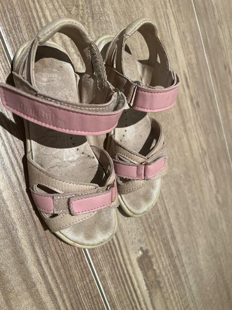 Sandálky, 29
