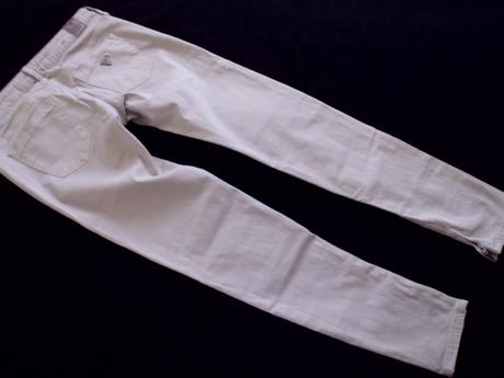 Béžové 26, guess,s