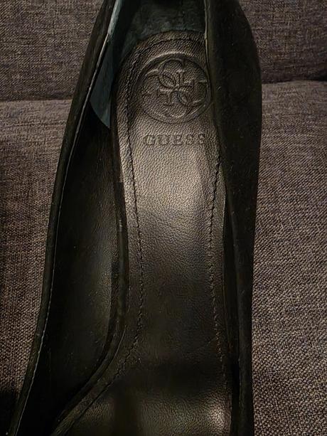 Lodičky guess, guess,38