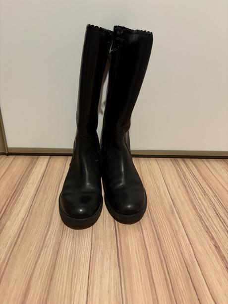 Kozene vysoke cizmy c 35, geox,35