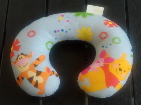 Opierka hlavy macko pooh, disney