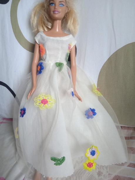 Šaty pre babiku barbie,