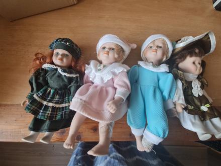 Porcelánové bábiky,