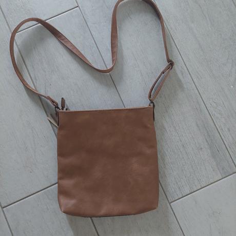 Kabelka crossbody, 