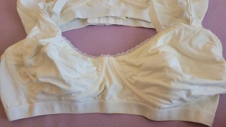 Dojčiace podprsenky veľ.85c - 2 kusy - super stav, 85c