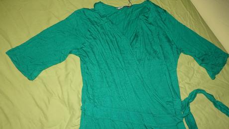 Nove zavinovacie saty oasis, m