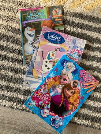 Vymaľovánky a časopis frozen,