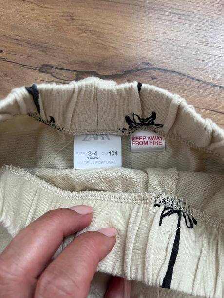 Teplákové kraťasy s palmami, zara,104